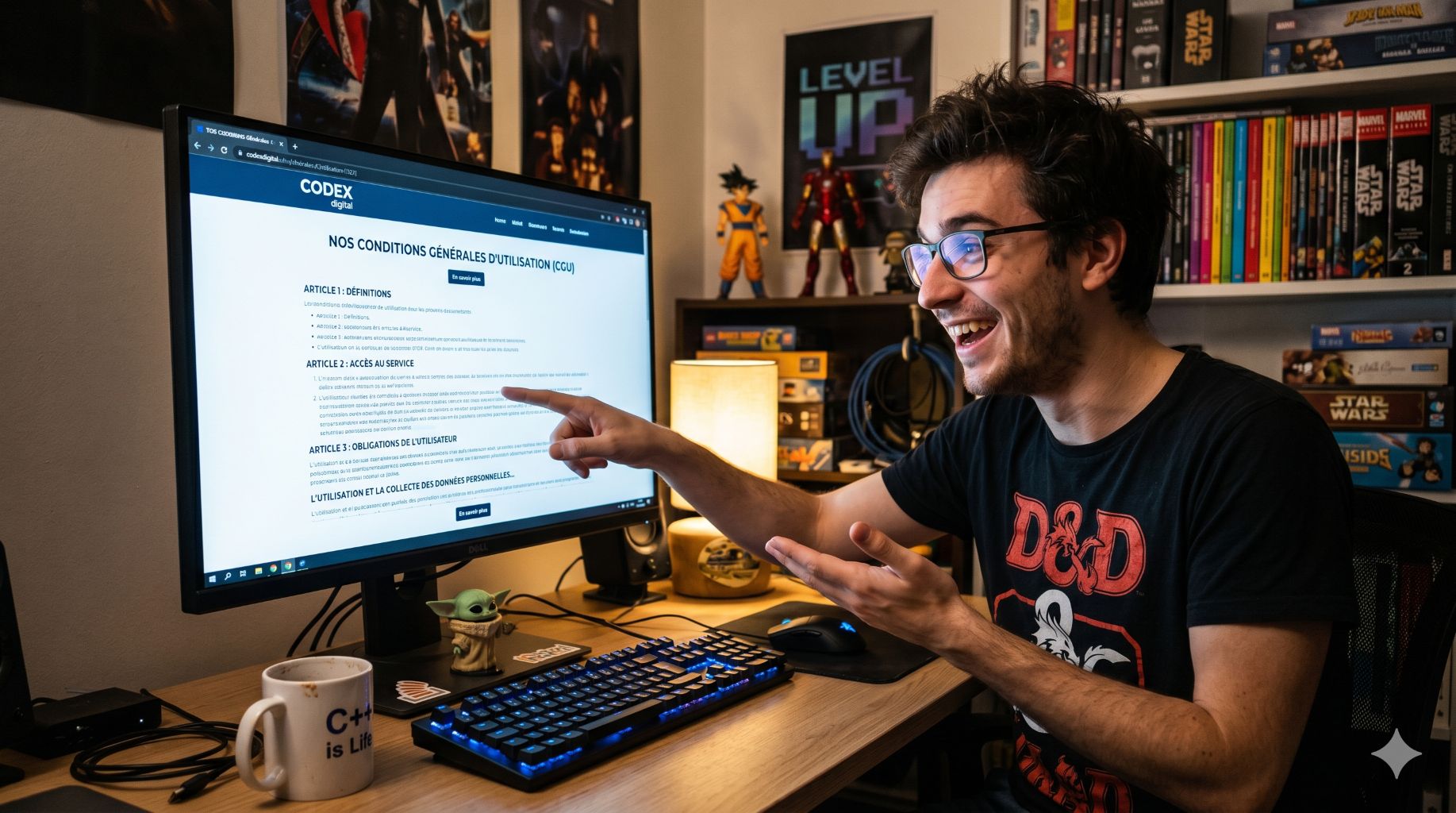 Homme consultant un site web. Il porte des lunettes et un t-shirt D&D.